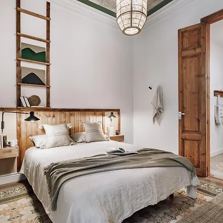 Apartament Tella - 2 Bedrooms And Office In Eixample Esquerra Barcelona
