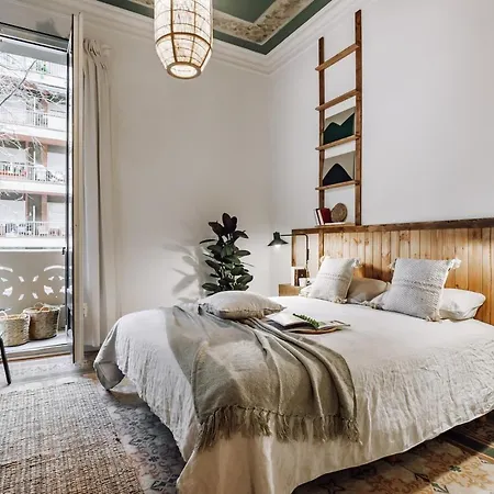 Apartment Tella - 2 Bedrooms And Office In Eixample Esquerra