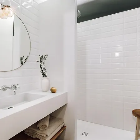 Lejlighed Tella - 2 Bedrooms And Office In Eixample Esquerra