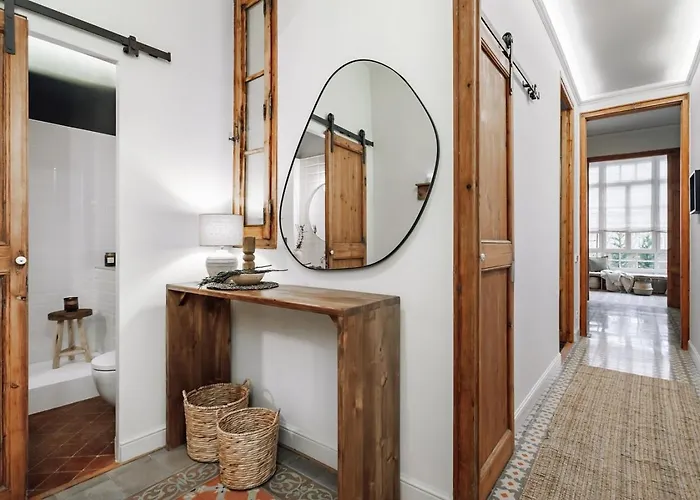 Tella - 2 Bedrooms And Office In Eixample Esquerra