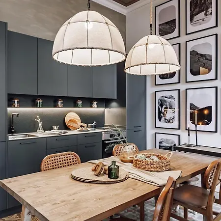 Tella - 2 Bedrooms And Office In Eixample Esquerra