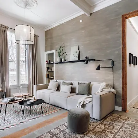 Apartamento Tella - 2 Bedrooms And Office In Eixample Esquerra Barcelona